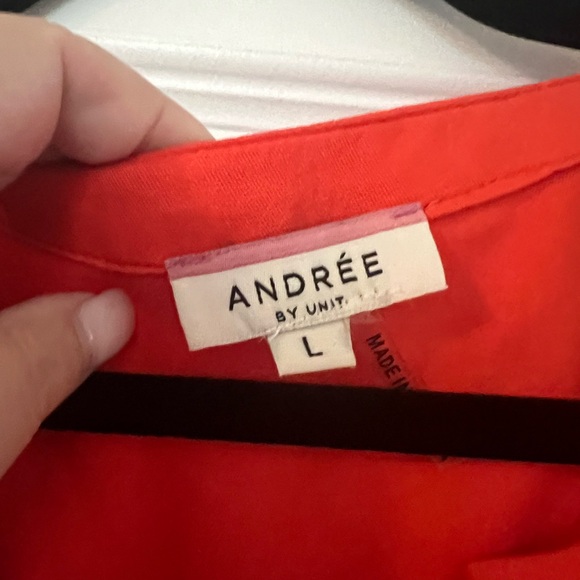 Andree, ruffle sleeve, bright orange, V-neck top, Size L - Picture 2 of 2